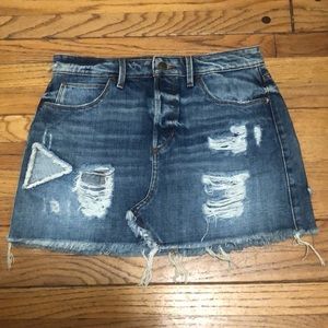 Guess Jeans Original Design Distressed Denim Skirt